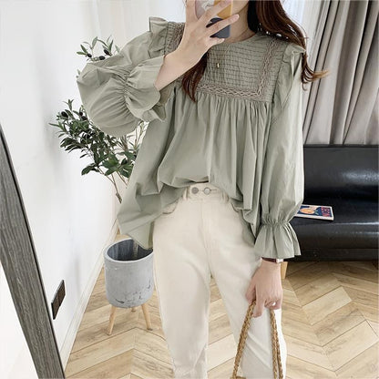 2024 Spring New Korean Literary Loose Versatile Babydoll Top Women's Pleated White Shirt Long Sleeve Round Neck