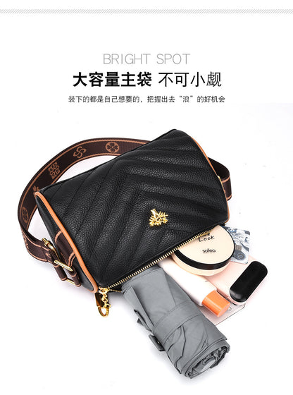 Genuine leather bag women's bag 2022 new head layer cowhide large capacity embroidery thread shoulder Messenger bag soft leather pillow bag trendy